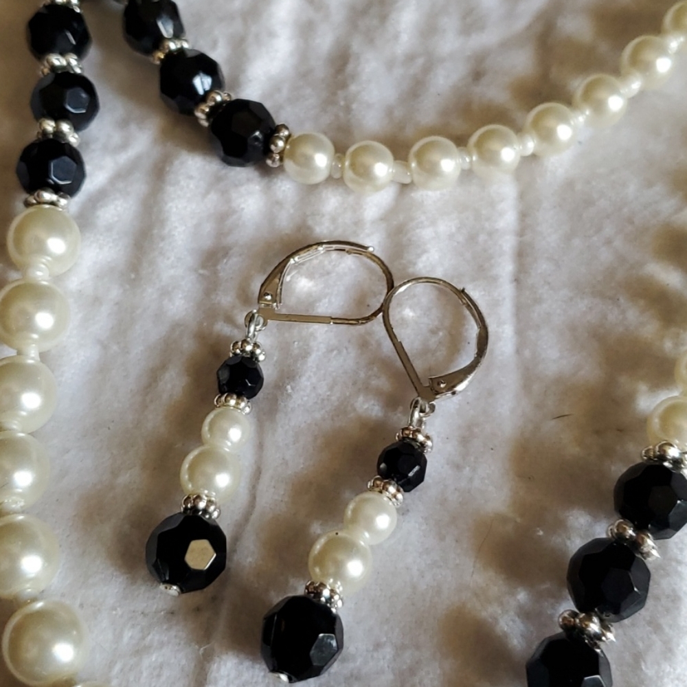 Necklace set - Picture 7 of 7